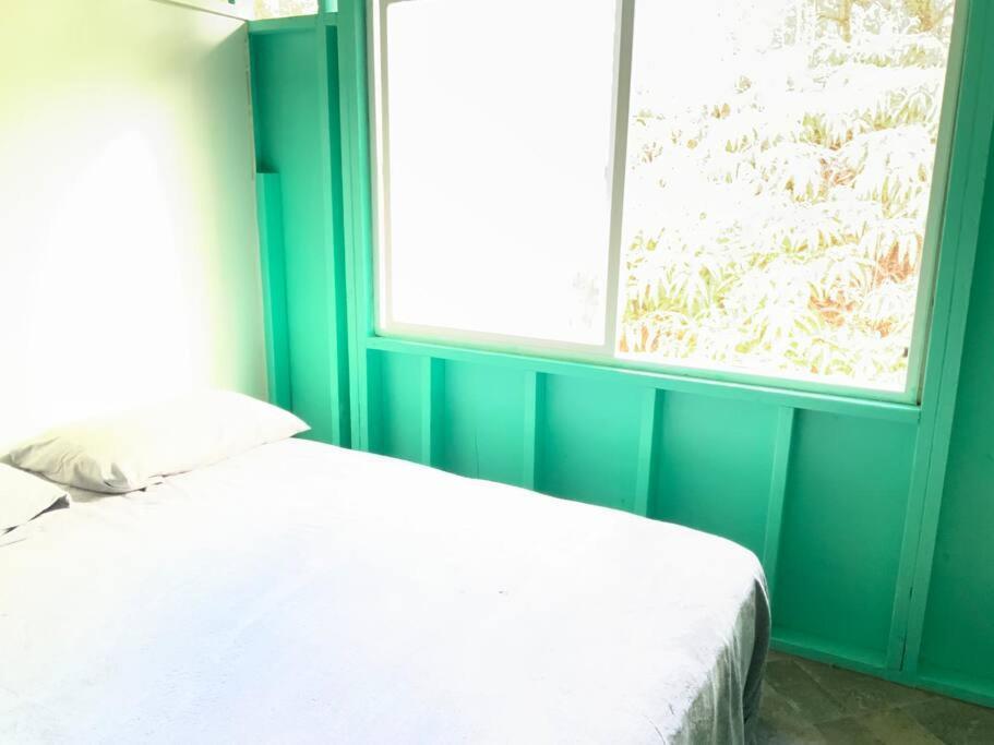Отель Simple Rustic Studio Deluxe Bed In Tropical Fruits Garden Mountain View Экстерьер фото